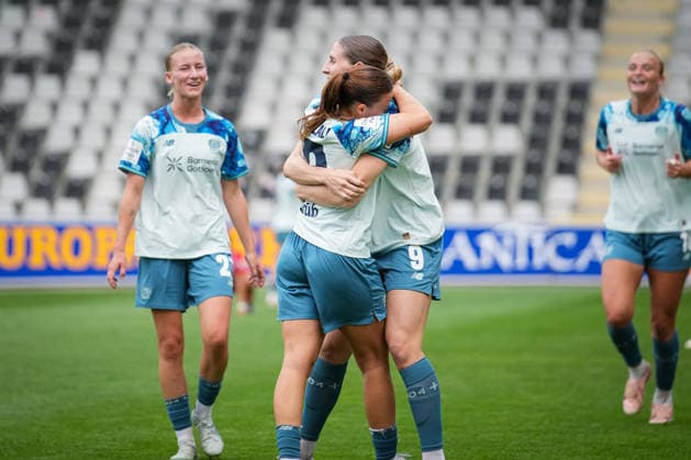 Fussball, Google Pixel Frauen-Bundesliga, 5. Spieltag, 2026 2027, SC Freiburg vs. Bayer 04 Leverkusen, 20.09.2026, Dreisamstadion, Freiburg, Estrella Merino Gonzalez (Bayer 04 Leverkusen, 10) Tor, Torjubel, Freiburg Dreisamstadion Baden-Württemberg Deutschland Copyright: xFINLEYxMÖRCHx