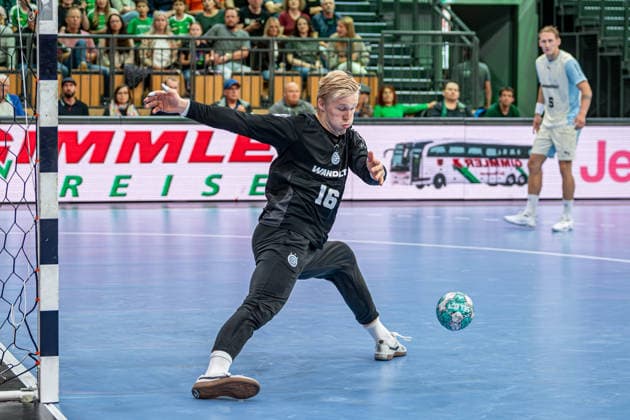 OPEL Handball Bundesliga; HSG Wetzlar - VfL Gummersbach, 20.09.26 Bertram Obling (VfL Gummersbach, 16) OPEL Handball Bundesliga; HSG Wetzlar - VfL Gummersbach: Wetzlar, 20.09.26 Copyright: xBEAUTIFULxSPORTS Roeczeyx