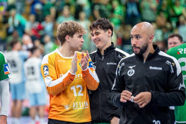 OPEL Handball Bundesliga; HSG Wetzlar - VfL Gummersbach, 20.09.26 Hendrik Pantel (HSG Wetzlar, 12), Alois Mraz (HSG Wetzlar, 15), Cyrill Akakpo (HSG Wetzlar, 20) OPEL Handball Bundesliga; HSG Wetzlar - VfL Gummersbach: Wetzlar, 20.09.26 Copyright: xBEAUTIFULxSPORTS Roeczeyx