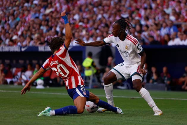 RECORD DATE NOT STATED Yan Diomande (Real Madrid CF) controls the ball during the LaLiga EA Sports match between Club AtlÃ tico de Madrid and Real Madrid CF at Riyadh Air Metropolitano on September 20, 2026 in Madrid, Spain. (Photo by Manu Reino DeFodi Images) -