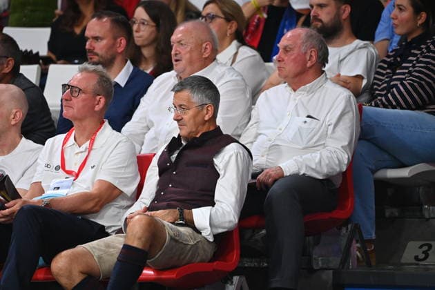 Herbert HAINER (Praesident Bayern Muenchen), Uli HOENESS (Höness,Ehrenpraesident Bayern Muenchen), Basketball BBL,Saison 2026 2027 FC Bayern Muenchen-Bamberg Baskets am 20.09.2026, BMW Park