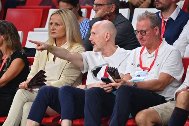 Matthias SAMMER mit Ehefrau Karin. Basketball BBL,Saison 2026 2027 FC Bayern Muenchen-Bamberg Baskets am 20.09.2026, BMW Park