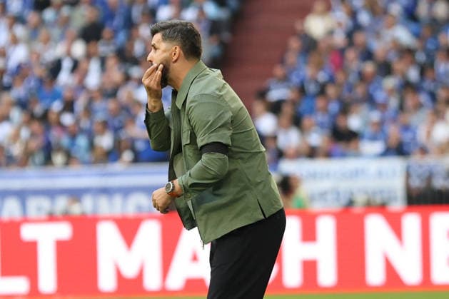 Chef-Trainer Miron Muslic (FC Schalke 04) beim Spiel der 1. Bundesliga (Saison 2026 27) FC Schalke 04 - SV Elversberg - Copyright: Thomas Pakusch