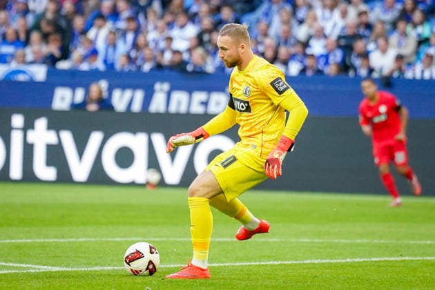 Deutschland: Fussball Bundesliga 2026 - 2027, 4. Spieltag - FC Schalke 04 vs SV Elversberg - Veltins-Arena (Gelsenkirchen): Nicolas Kristof (SV Elversberg, 20) am Ball Copyright: xJOERANxSTEINSIEKx