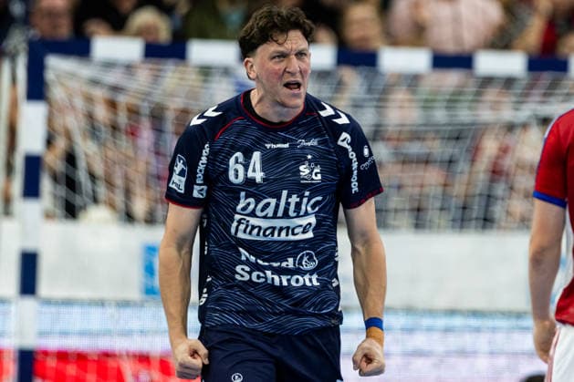 Opel HBL: SG Flensburg-Handewitt vs Handball Club Hamburg; 20.09.26 Jubel Torjubel bei Lasse Kjaer Moller (Nr.64, SG Flensburg-Handewitt) Opel HBL: SG Flensburg-Handewitt vs Handball Club Hamburg, GGW Arena am 20.09.26 Copyright: xBEAUTIFULxSPORTS MarioxM.xKobergx