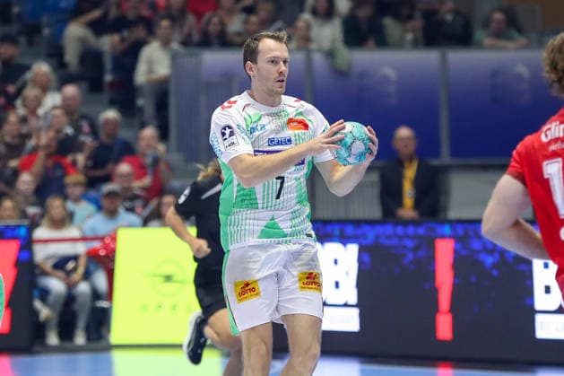 20.09.2026, xgox, Handball - Opel HBL MT Melsungen - SC Magdeburg emspor, v.l. Felix Claar (Magdeburg, 7) am Ball, plays the ball Kassel