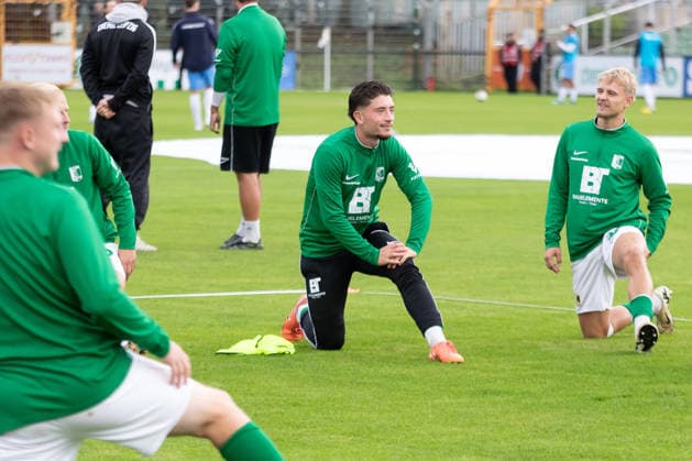 Fußball Regionalliga Nordost: BSG Chemie Leipzig - Chemnitzer FC; 20.09.2026 Valon Aliji (14, Chemie Leipzig) während der Erwärmung, Training. Fußball, Regionalliga Nordost, Saison 2026 2027, 10. Spieltag: BSG Chemie Leipzig vs. Chemnitzer FC am 20.09.2026 im Alfred-Kunze-Sportpark, Leipzig Leutzsch. Copyright: xBEAUTIFULxSPORTS JanxKaeferx