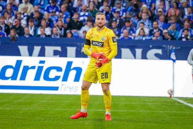 Deutschland: Fussball Bundesliga 2026 - 2027, 4. Spieltag - FC Schalke 04 vs SV Elversberg - Veltins-Arena (Gelsenkirchen): Nicolas Kristof (SV Elversberg, 20) Copyright: xJOERANxSTEINSIEKx