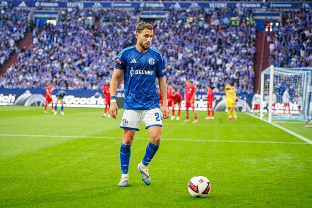 Deutschland: Fussball Bundesliga 2026 - 2027, 4. Spieltag - FC Schalke 04 vs SV Elversberg - Veltins-Arena (Gelsenkirchen): Adil Aouchiche (FC Schalke 04, 24) Copyright: xJOERANxSTEINSIEKx