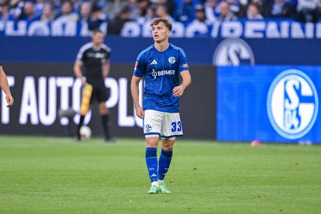 20.09.2026, Fussball, Saison 2026 2027, Bundesliga, FC Schalke 04 - SV Elversberg, Vitalie Becker (FC Schalke 04) xRHR-FOTO YYx Copyright: KROEGER RHR-FOTOx RHR-FOTO YY