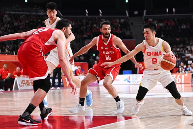 Iran v China - 20th Asian Games Aichi-Nagoya NAGOYA, JAPAN - SEPTEMBER 20: PANG Zhenglin 9 of China competes with JAFARI Mahdi 55 of Iran during the Basketball Men s Bronze Medal match between Team Iran and Team China on day one of the 20th Asian Games Aichi-Nagoya at Aichi International Arena on September 20, 2026 in Nagoya, Aichi, Japan. Stringer Anadolu Nagoya Japan. Editorial use only. Please get in touch for any other usage.  Copyright: x2026xAnadoluxStringerx