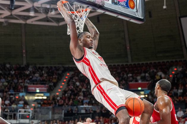 Hason Ward 20 (BMA365 Bamberg Baskets), Dunk, FC Bayern Basketball - BMA365 Bamberg Baskets, BBL, 1. Spieltag, 20.09.2026 Muenchen Bayern Deutschland