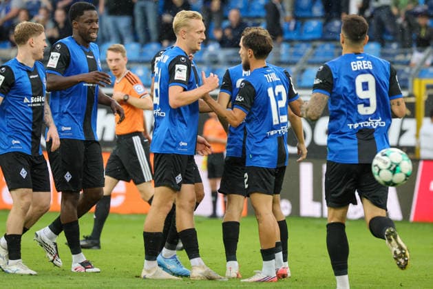 Bildmitte Julian Rieckmann (SV Waldhof Mannheim, 21) Torschütze zum 1:0, Tor und Torjubel, Gestik, Freude, Emotionen mit Vincent Thill (SV Waldhof Mannheim, 12) Fussball: 3. Liga, 7. Spieltag, SV Waldhof Mannheim vs. SC Preußen Münster am 20.09.2026 in Mannheim (Carl-Benz-Stadion), Deutschland 2026 Franz Reindel Mannheim Carl-Benz-Stadion Deutschland Copyright: xFranzxReindelx