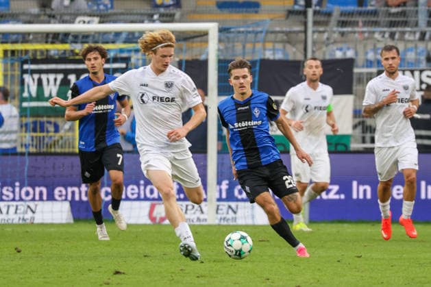 Niklas Varelmann (SC Preußen Münster, 36), Diego Michel (SV Waldhof Mannheim, 28) Fussball: 3. Liga, 7. Spieltag, SV Waldhof Mannheim vs. SC Preußen Münster am 20.09.2026 in Mannheim (Carl-Benz-Stadion), Deutschland 2026 Franz Reindel Mannheim Carl-Benz-Stadion Deutschland Copyright: xFranzxReindelx