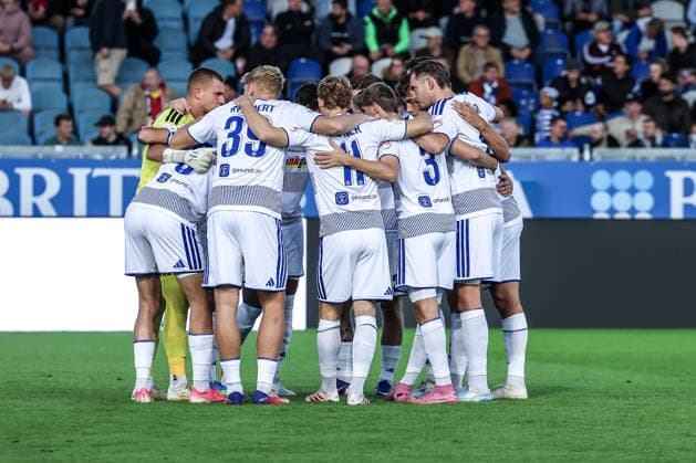 Fussball, 3.Liga Saison 2026 2027 7.Spieltag SV Wehen Wiesbaden - MSV Duisburg 20.09.2026, BRITA-Arena Teamkreis MSV Duisburg Wiesbaden BRITA-Arena Hessen Deutschland