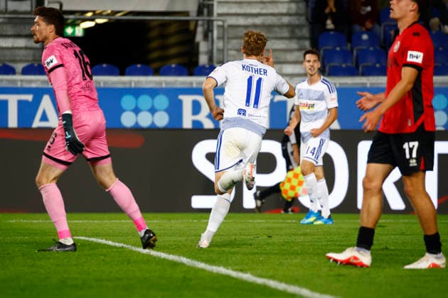 20.09.2026, xavx, Fussball 3.Liga, SV Wehen Wiesbaden - MSV Duisburg v.l. Dominik Kother (MSV Duisburg) celebrate the goal, Der Torjubel zum 0:2 Wiesbaden
