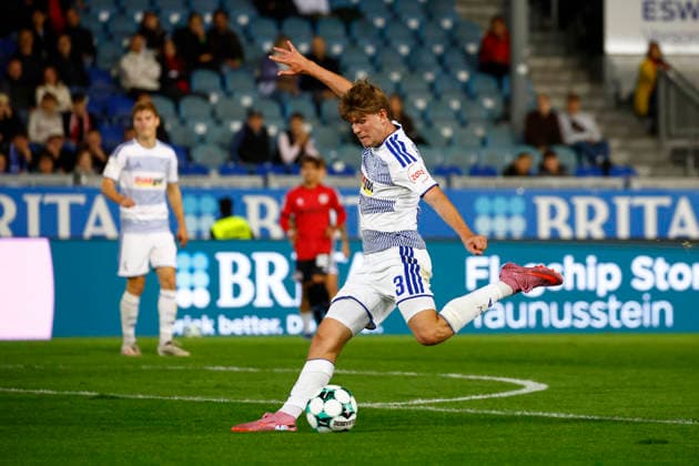 20.09.2026, xavx, Fussball 3.Liga, SV Wehen Wiesbaden - MSV Duisburg v.l. Frederik Christensen (MSV Duisburg) Goal scored, erzielt das Tor zum 0:3 Wiesbaden