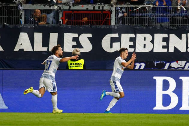 20.09.2026, xavx, Fussball 3.Liga, SV Wehen Wiesbaden - MSV Duisburg v.l. Conor Noß (MSV Duisburg) celebrate the goal, Der Torjubel zum 1:4 Wiesbaden