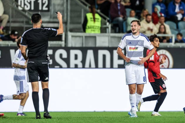 Fussball, 3.Liga Saison 2026 2027 7.Spieltag SV Wehen Wiesbaden - MSV Duisburg 20.09.2026, BRITA-Arena Aljaz Casar (MSV Duisburg, 8) Wiesbaden BRITA-Arena Hessen Deutschland