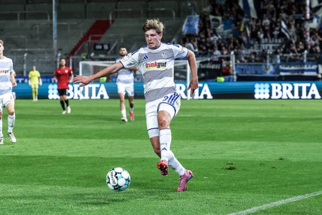 Fussball, 3.Liga Saison 2026 2027 7.Spieltag SV Wehen Wiesbaden - MSV Duisburg 20.09.2026, BRITA-Arena Frederik Christensen (MSV Duisburg, 3) Wiesbaden BRITA-Arena Hessen Deutschland