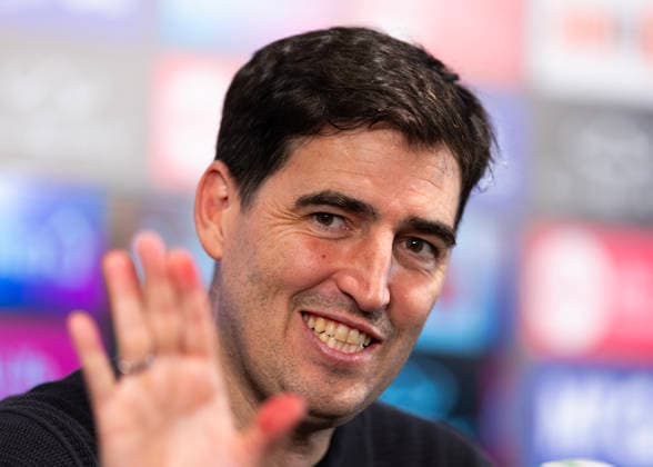 Bournemouth, England, 20th September 2026. Andoni Iraola head coach of Liverpool talks in a press conference, PK, Pressekonferenz after the AFC Bournemouth vs Liverpool Premier League match at the Vitality Stadium, Bournemouth. Picture credit should read: Paul Terry Sportimage EDITORIAL USE ONLY. No use with unauthorised audio, video, data, fixture lists, club league logos or live services. Online in-match use limited to 120 images, no video emulation. No use in betting, games or single club league player publications. SPI_050_PT_Bournemouth_Liverpool SPI-5013-0106