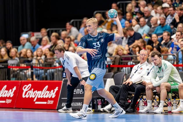 Düsseldorf, 20.09.2026, Handball, Herren, Opel Bundesliga, 5. Spieltag, 2026 2027: Bergische HC Füchse Berlin Zeb Bjerneld (Bergischer HC, 33) während des Spiels