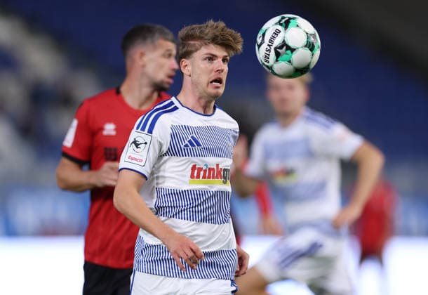 20.09.2026, Fussball 3. Liga, SV Wehen Wiesbaden - MSV Duisburg, v.l., Frederik Christensen (MSV Duisburg) DFL DFB REGULATIONS PROHIBIT ANY USE OF PHOTOGRAPHS AS IMAGE SEQUENCES AND OR QUASI-VIDEO. xdcx Copyright: HMBxMedia Claus