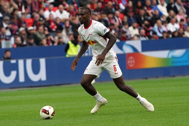 Leverkusen Fussball, 1.BL saison 2026 2027 Bayer 04 Leverkusen vs RB Leipzig, 20.09.2026, Bayarena Leverkusen Ezechiel Banzuzi RB Leipzig, Aktion, Einzelbild