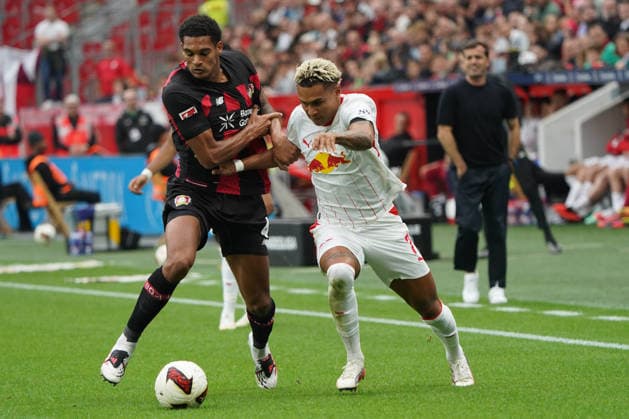 Leverkusen Fussball, 1.BL saison 2026 2027 Bayer 04 Leverkusen vs RB Leipzig, 20.09.2026, Bayarena Leverkusen Jarell Quansah Bayer 04 Leverkusen, Grossbritannien Great Britain, GB Antonio Nusa RB Leipzig