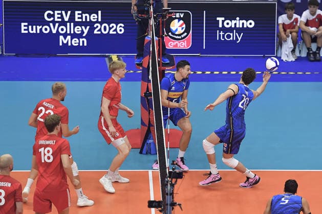 IPA88782559 - Turin, Italy, September 20, 2026, Palavela, Turin, CEV Eurovolley Men 2026, Round of 16, Mati Pardo 20 (ITA)...in action during the CEV Eurovolley Men 2026 match between Italy and Denmark in Turin at Palavela  Copyright: xTonelloxAbozzi IPAxSportx xx IPA88782559