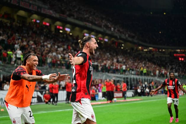 AC Milan v US Lecce - Serie A 2026 27 Adrien Rabiot celebrates during the Serie A match between AC Milan and US Lecce at Stadio Giuseppe Meazza in Milan, Italy, on September 20, 2026. Milan Lombardia Italy  Copyright: xFedericoxManonix originalFilename:manoni-acmilanv260920_npGNH.jpg
