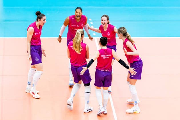 20.09.2026, GER, Volleyball, Frauen, Funke Volley Cup, Saison 26 27, 3. Turniertag, Dresdner SC (Dresdner Sportclub 1898) - KS DevelopRes Rzeszow Justyna Jankowska (KS DevelopRes Rzeszow), Taylor Mims (KS DevelopRes Rzeszow), Martyna Lazowska (KS DevelopRes Rzeszow) 99089 Erfurt Sporthalle Sportanlage Rieths Thüringen Deutschland