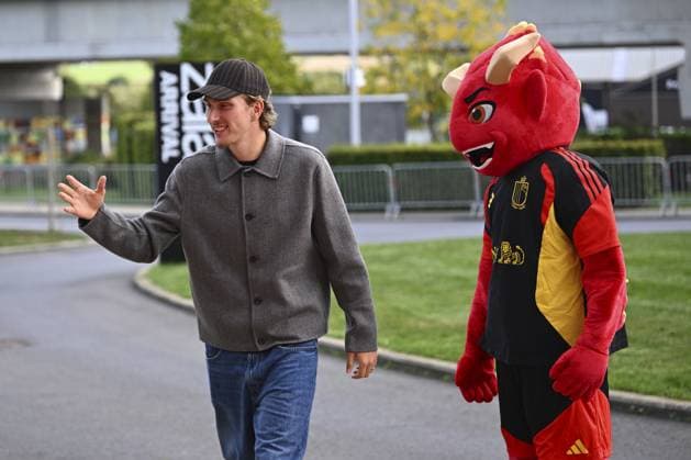 Italy v Belgium - UEFA Nations League 2026 Media Activities 21 09 2026 TUBIZE, BELGIUM - SEPTEMBER 21 : Godts Mika forward of Belgium arriving at the training grounds of the Royal Belgian Football Association ahead of the UEFA Nations League tournament league phase matchday 1 group A1 match between Italy on September 21, 2026 in Tubize, Belgium, 21 09 2026 Tubize Belgium  Copyright: xVincentxKalutx