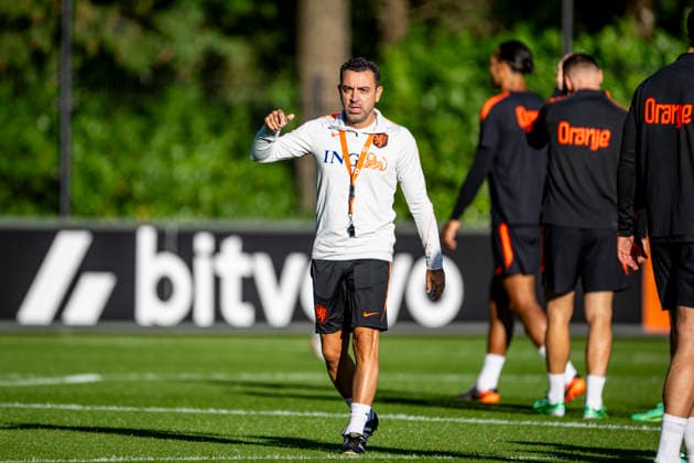 ZEIST - Nederland head coach Xavi Hernandez during the UEFA Nations League training ahead of the match against Duitsland at KNVB Campus on 21 September 2026 in Zeist, Nederland. (Photo by DeFodi Images) -