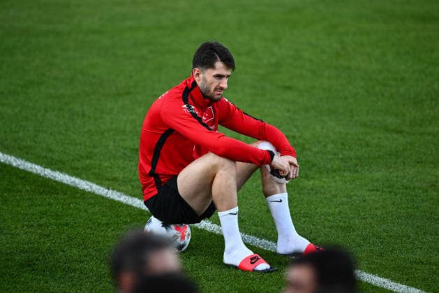 Turkish national football team prepares for UEFA Nations League clash against France ISTANBUL, TURKIYE - SEPTEMBER 21: Ismail Yuksek of Turkish national football team attends a training session under the lead of head coach Vincenzo Montella ahead of the UEFA Nations League A Group 1 clash against France, at Hasan Dogan Facilities in Istanbul, Turkiye on September 21, 2026. Hakan Akgun Anadolu Istanbul Turkey. Editorial use only. Please get in touch for any other usage.  Copyright: x2026xAnadoluxHakanxAkgunx