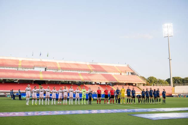 260922 The players at lineup ahead of the Women s Champions League football match between Inter and Häcken on September 22, 2026 in Monza. Photo: Carl Sandin BILDBYRAN kod CS CS0982 fotboll football soccer fotball uefa womens champions league inter häcken dam bbeng fotboll football soccer fotball uefa womens champions league inter häcken dam bbeng Copyright: CARLxSANDIN BB260922CS073