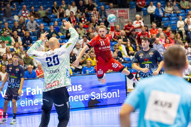 HBL Pokal, 2. Runde, Kassel, MT Melsungen vs. Rhein-Neckar Loewen, Rothenbach-Halle Kassel; 22.09.2026 HBL Pokal, 2. Runde, Kassel, Germany - 22.09.2026: Dimitri Ignatow (MT Melsungen, 11) beim Wurf, Handball Bundesliga, Spiel der MT Melsungen vs. Rhein-Neckar Loewen, Rothenbach-Halle Kassel Copyright: xBEAUTIFULxSPORTS Freudensteinx