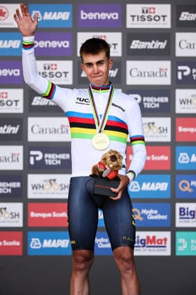 2026 UCI Road World Championships Picture by Alex Whitehead SWpix.com - 22 09 2026 - Cycling - 2026 UCI Road World Championships - MontrÃ al, Canada - Men Junior Individual Time Trial (ITT) Podium - Benjamin Noval (Spain) on the podium receiving the Gold Medal to become World Champion MontrÃ al Avenue du Parc Canada Copyright: x xSWpix.comx(t axPhotographyxHubxLtd)xAlexxWhitehead SWpix.comx SWP-3521-1599