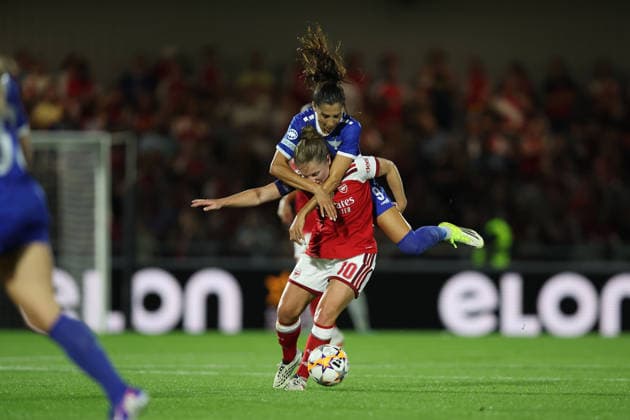 Arsenal v HB Koge Women 22 September 2026, Borehamwood - UEFA Women™s Champions League - Arsenal v HB Koge Women - Nadia Nadim of HB Koge and Kim Little of Arsenal - Photo: Charlotte Wilson Offside. Borehamwood UK Copyright: xCharlottexWilsonx xOffsidexOffside