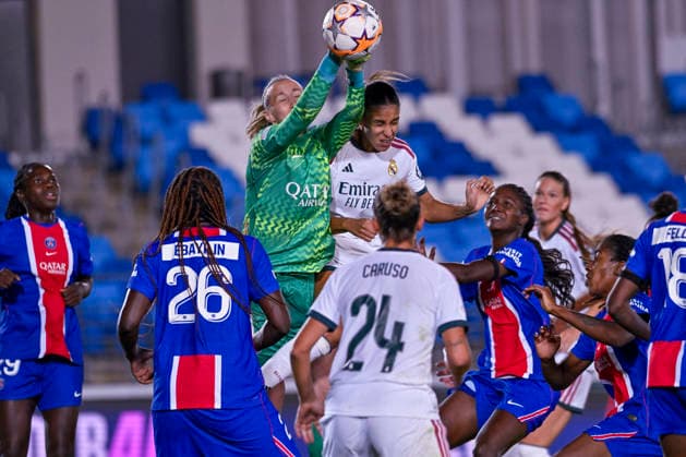 September 22, 2026, Madrid, Madrid, Spain: 1 KATARZYNA KIEDRZYNEK of Paris Saint-Germain FC in action during the Women s Champions League match between REAL MADRID FEMENINO and PARIS SAINT-GERMAIN FC, held on September 22, 2026, in Valdebebas, Madrid, Spain. The Women s Champions League Match REAL MADRID - PARIS SAINT-GERMAIN FC (22.09.26)  - ZUMAc312 20260922_zsp_c312_126 Copyright: xOscarxManuelxSanchezx