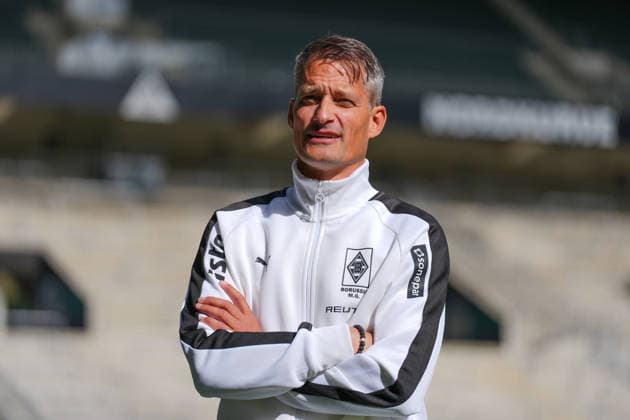 23.09.2026, xydrx, Fußball, Pressekonferenz Borussia Mönchengladbach, Offizielle Trainervorstellung im ista-Borussia-Park, Saison 2026 2027: Alexander Blessin (Cheftrainer Borussia Moenchengladbach) DFB regulations prohibit any use of photographs as image sequences and or quasi-video. Copyright: HMBxMedia YannisxDreimann