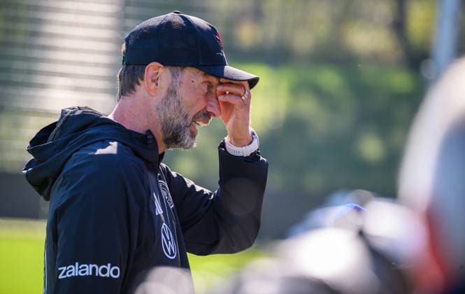 23.09.2026 - Fussball - DFB Deutscher Fussball Bund - Nationalmannschaft Nationalteam Deutschland - Training - - xwoxzix - Jürgen Klopp ( Bundestrainer Deutschland ) in spontanem Interview Mediengespräch