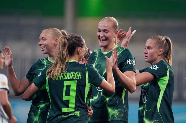 Deutschland: Fussball UEFA Women s Europa Cup 2026 2027, 2. Qualifikationsrunde, Hinspiel - VfL Wolfsburg vs SK Sturm Graz - AOK Stadion (Wolfsburg): Tor und Torjubel zum Lara PraÅ¡nikar Lara Prasnikar (VfL Wolfsburg Women, 9) Copyright: xAymanxAlahmedx