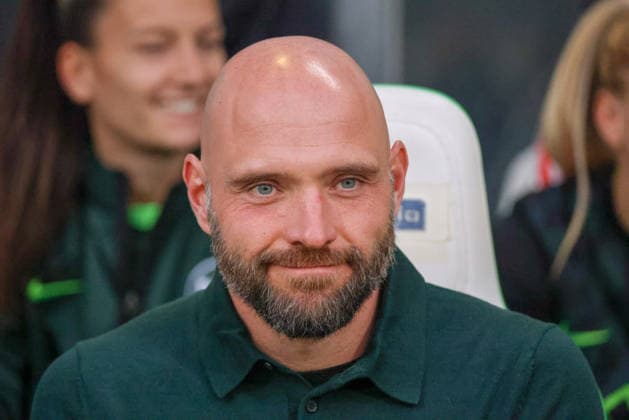 Wolfsburg, Deutschland: 23.09.2026 - UEFA Women™s Europa Cup - Hinrunde - VfL Wolfsburg Frauen vs. Sturm Graz Frauen Im Bild: Cheftrainer Stephan Lerch (Wolfsburg) Copyright: HMBxMedia MadeleinexFantini