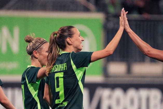 Deutschland: Fussball UEFA Women s Europa Cup 2026 2027, 2. Qualifikationsrunde, Hinspiel - VfL Wolfsburg vs SK Sturm Graz - AOK Stadion (Wolfsburg): Tor und Torjubel zum Svenja Huth (VfL Wolfsburg Women, 10) Lara PraÅ¡nikar Lara Prasnikar (VfL Wolfsburg Women, 9) Copyright: xAymanxAlahmedx