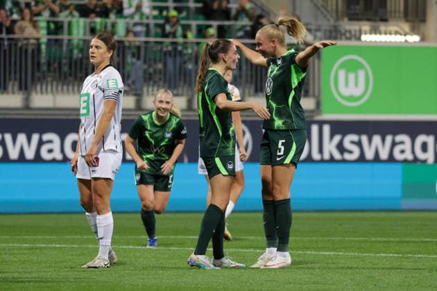 23.09.2026, xgrfx, Fussball UEFA Womens Europa Cup , VfL Wolfsburg - SK Sturm Graz v.l. Tor, Smilla Vallotto zum 3:0 (VfL Wolfsburg) AOK Stadion