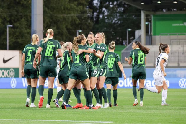 23.09.2026, xgrfx, Fussball UEFA Womens Europa Cup , VfL Wolfsburg - SK Sturm Graz v.l. Tor, Lara Prasnikar zum 2:0 (VfL Wolfsburg) AOK Stadion