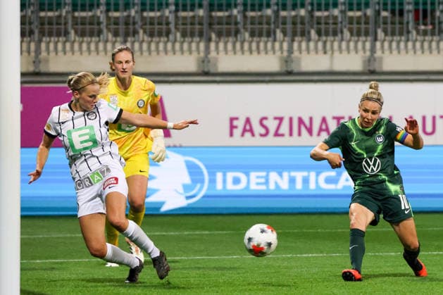 Wolfsburg, Deutschland: 23.09.2026 - UEFA Women™s Europa Cup - Hinrunde - VfL Wolfsburg Frauen vs. Sturm Graz Frauen Im Bild: Torschützin Svenja Huth (Wolfsburg), rechts im Bild, macht das Tor zum 4:0 für Wolfsburg Copyright: HMBxMedia MadeleinexFantini