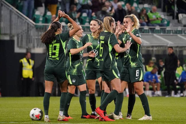 Deutschland: Fussball UEFA Women s Europa Cup 2026 2027, 2. Qualifikationsrunde, Hinspiel - VfL Wolfsburg vs SK Sturm Graz - AOK Stadion (Wolfsburg): Tor und Torjubel zum Katharina Piljic (VfL Wolfsburg Women, 17) Copyright: xAymanxAlahmedx