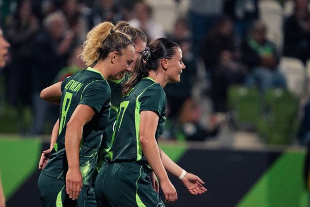 Deutschland: Fussball UEFA Women s Europa Cup 2026 2027, 2. Qualifikationsrunde, Hinspiel - VfL Wolfsburg vs SK Sturm Graz - AOK Stadion (Wolfsburg): Tor und Torjubel zum Lena Lattwein (VfL Wolfsburg Women, 8) Copyright: xAymanxAlahmedx